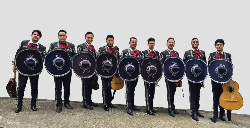 serenata mariachi atenas mariachis en cuenca