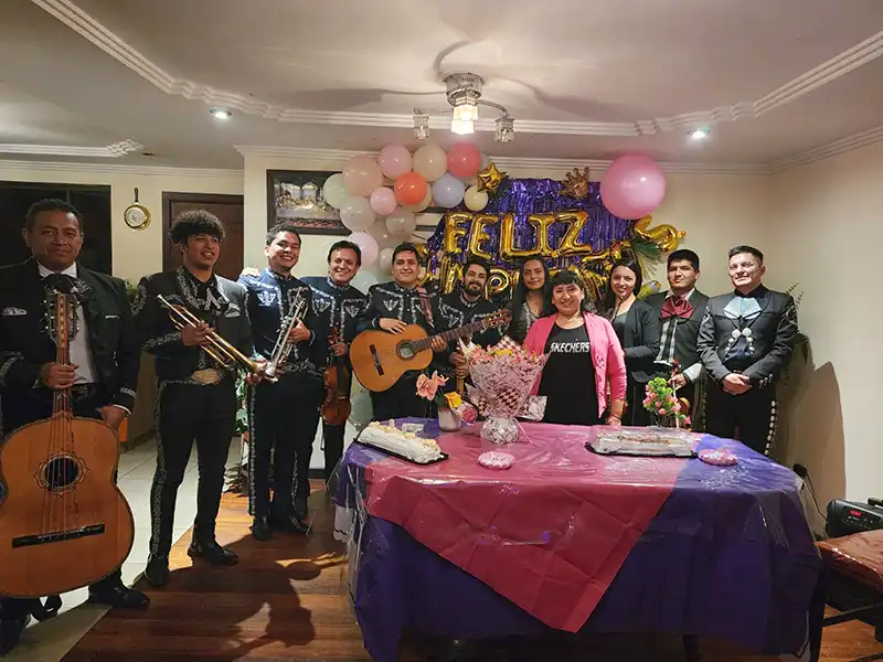 MARIACHIS CUENCA 17 cumpleaños mariachis cuenca